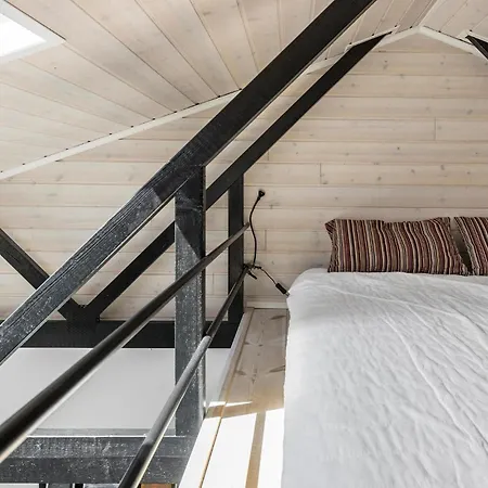 Holiday home 2 Bedroom Awesome In *